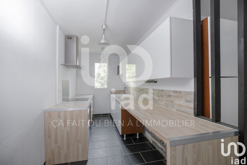 Appartement 4 pièces de 83 m² à Savigny-le-Temple (77176)