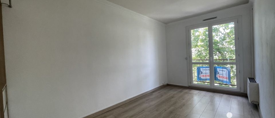 Apartment 3 rooms of 69 m² in Rennes (35000)