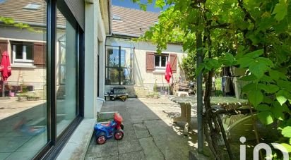 Maison 8 pièces de 300 m² à Annet-sur-Marne (77410)