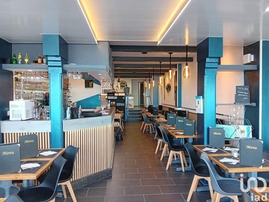 Brasserie-type bar of 110 m² in Dunkerque (59240)