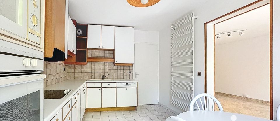 Appartement 3 pièces de 81 m² à Annecy (74000)