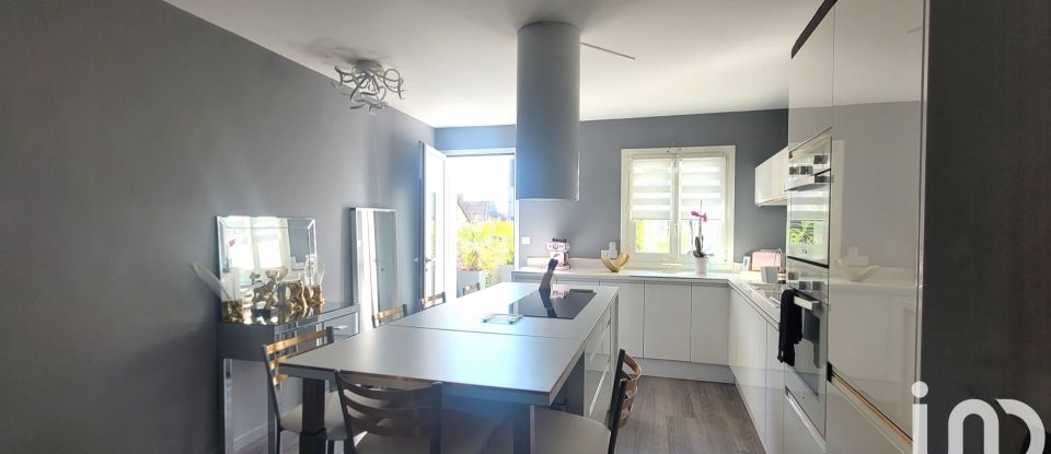 Maison 5 pièces de 143 m² à Lagny-sur-Marne (77400)