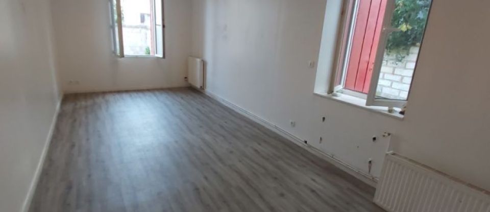 Appartement 4 pièces de 77 m² à Sens (89100)