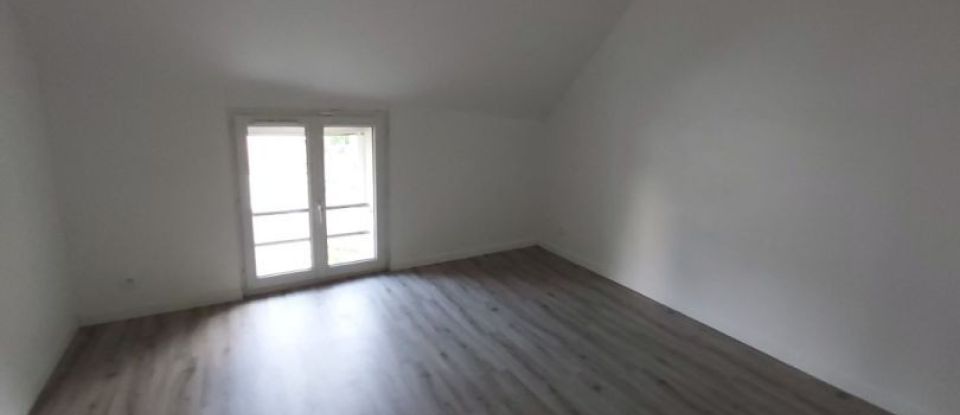 Appartement 4 pièces de 77 m² à Sens (89100)