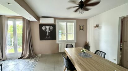 Maison 6 pièces de 160 m² à Lagorce (33230)