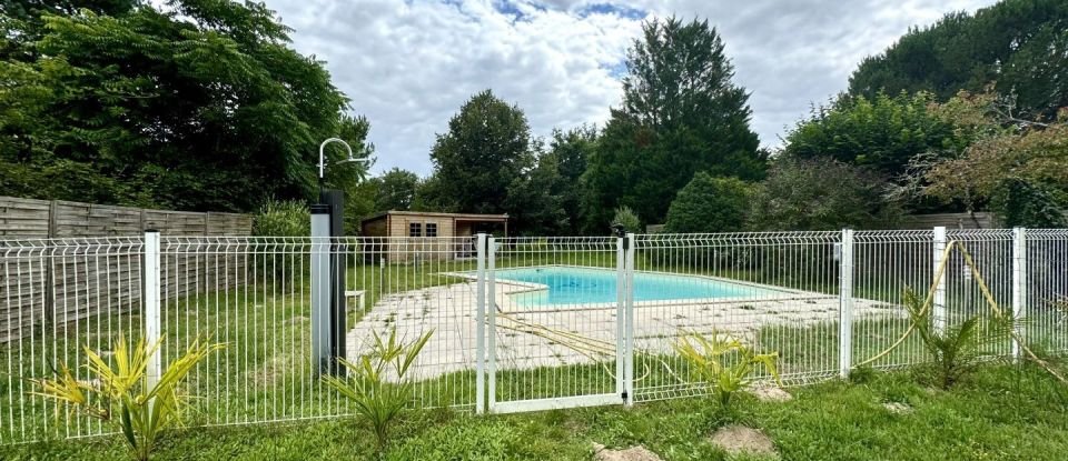 Maison 6 pièces de 160 m² à Lagorce (33230)