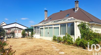 Traditional house 6 rooms of 145 m² in Yèvres (28160)