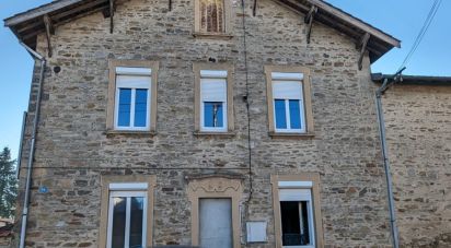 Maison 6 pièces de 139 m² à Chazelles-sur-Lyon (42140)