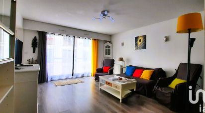 Apartment 4 rooms of 86 m² in Paris (75020)