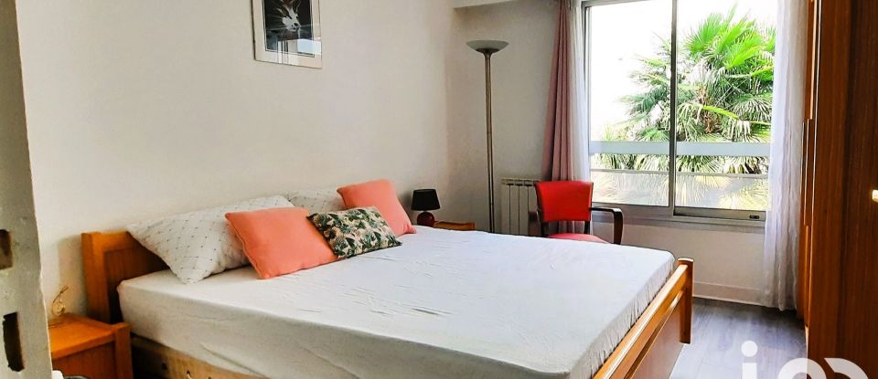 Appartement 4 pièces de 86 m² à Paris (75020)