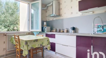 Appartement 3 pièces de 49 m² à Tournon-sur-Rhône (07300)