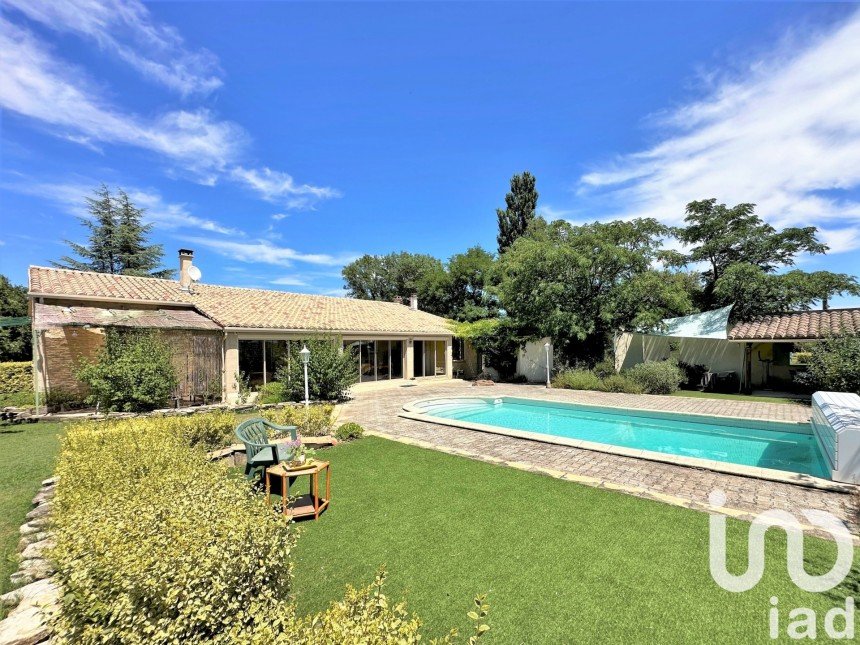 House 6 rooms of 172 m² in Uzès (30700)