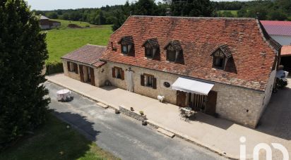 Maison traditionnelle 5 pièces de 148 m² à Anglars (46120)