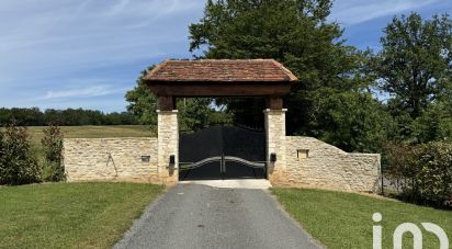 Maison traditionnelle 5 pièces de 148 m² à Anglars (46120)