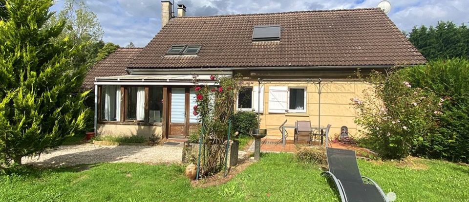 House 6 rooms of 168 m² in Saint-Sauveur-en-Puisaye (89520)