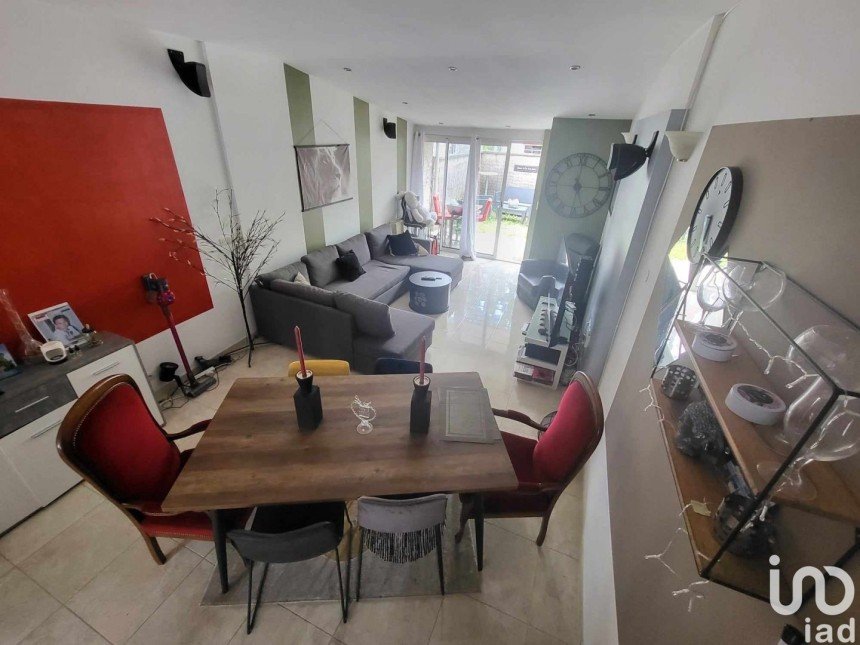 House 4 rooms of 88 m² in Tourcoing (59200)