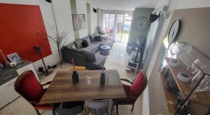 Maison 4 pièces de 88 m² à Tourcoing (59200)