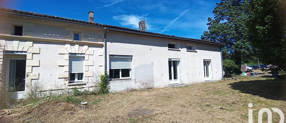 House 9 rooms of 226 m² in Montendre (17130)