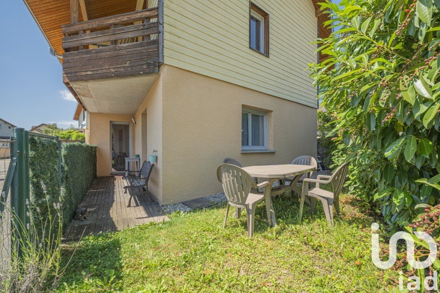 Duplex 4 rooms of 90 m² in Entrelacs (73410)