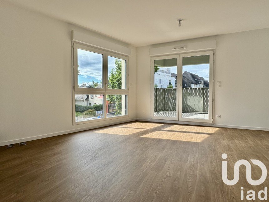 Vente Appartement 42m² 2 Pièces à Bourg-des-Comptes (35890) - Iad France