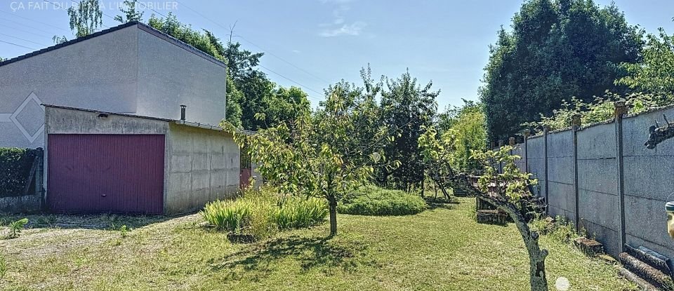 Maison traditionnelle 4 pièces de 115 m² à Villemandeur (45700)