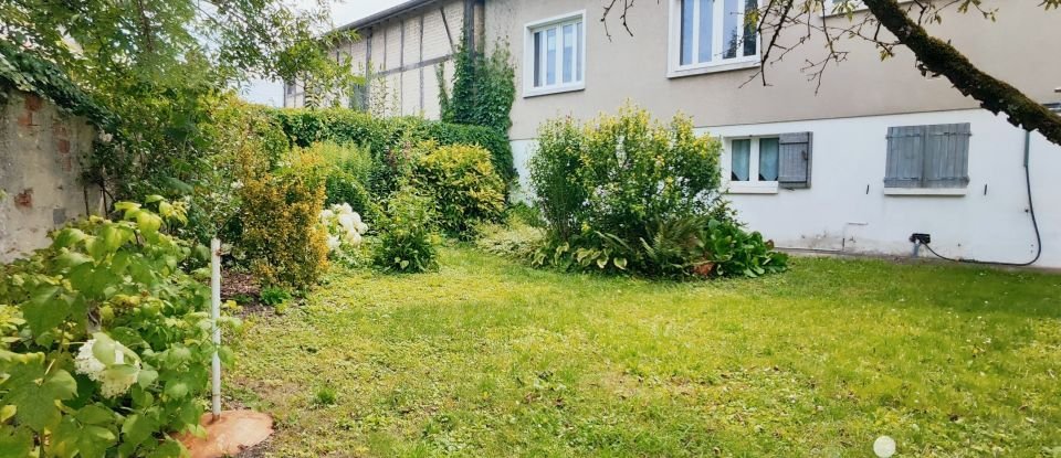 Maison 7 pièces de 165 m² à Courtisols (51460)