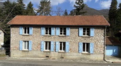 House 8 rooms of 136 m² in Hèches (65250)