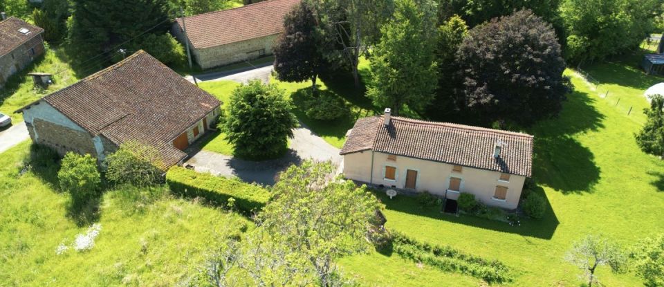 House 5 rooms of 120 m² in Bussière-Galant (87230)