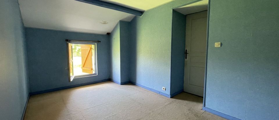 Maison 5 pièces de 120 m² à Bussière-Galant (87230)