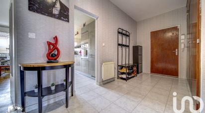 Appartement 3 pièces de 75 m² à Metz (57070)