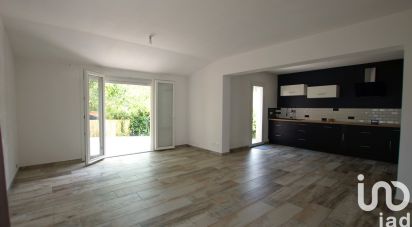 Maison traditionnelle 6 pièces de 117 m² à Oraison (04700)