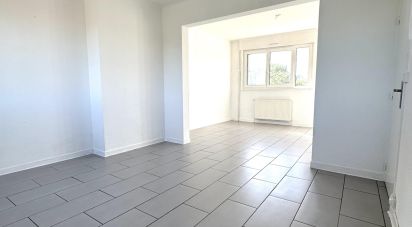 Maison 5 pièces de 80 m² à Bergueneuse (62134)