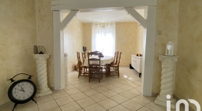 Traditional house 5 rooms of 93 m² in Désertines (03630)