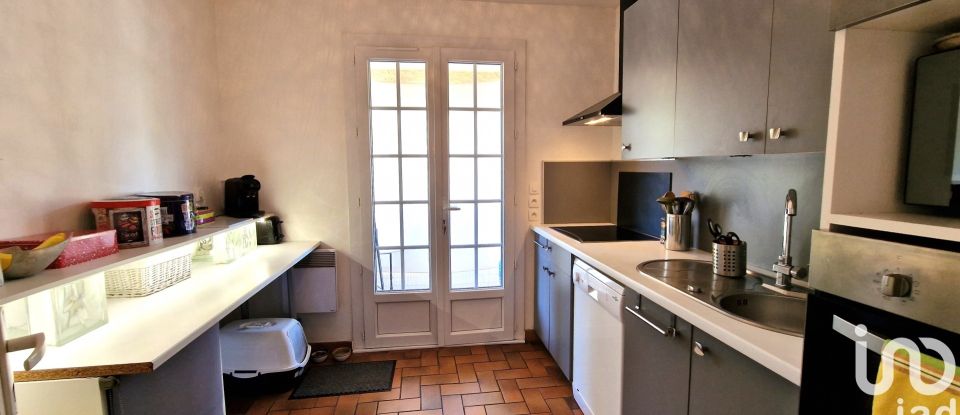 Apartment 3 rooms of 66 m² in Le Beausset (83330)