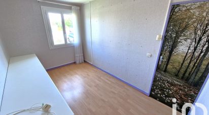 House 7 rooms of 80 m² in Saint-Laurent-de-la-Prée (17450)