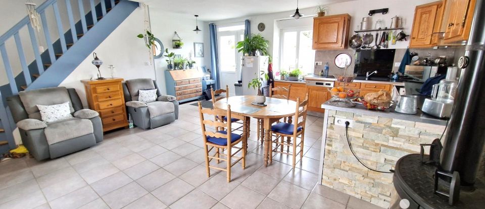 Maison 4 pièces de 110 m² à Baguer-Morvan (35120)