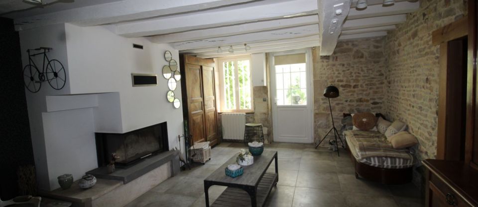 Maison 5 pièces de 247 m² à Le Chautay (18150)