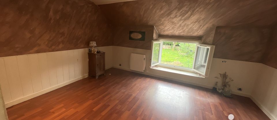 Longère 6 pièces de 130 m² à Bannost-Villegagnon (77970)