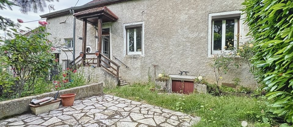 House 2 rooms of 54 m² in Renève (21310)