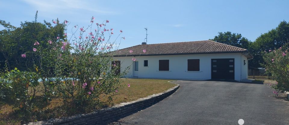 Maison 5 pièces de 118 m² à Saint-Jean-d'Illac (33127)