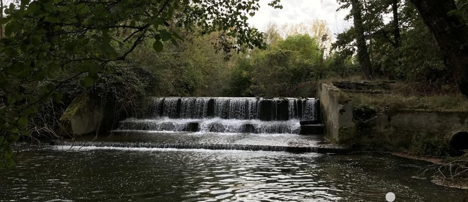 Moulin 9 pièces de 249 m² à Soublecause (65700)