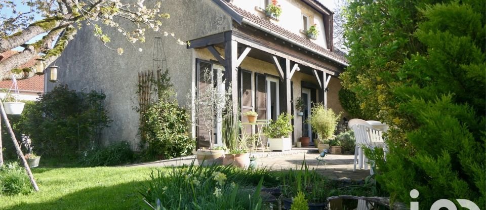 Traditional house 6 rooms of 137 m² in Bonnières-sur-Seine (78270)