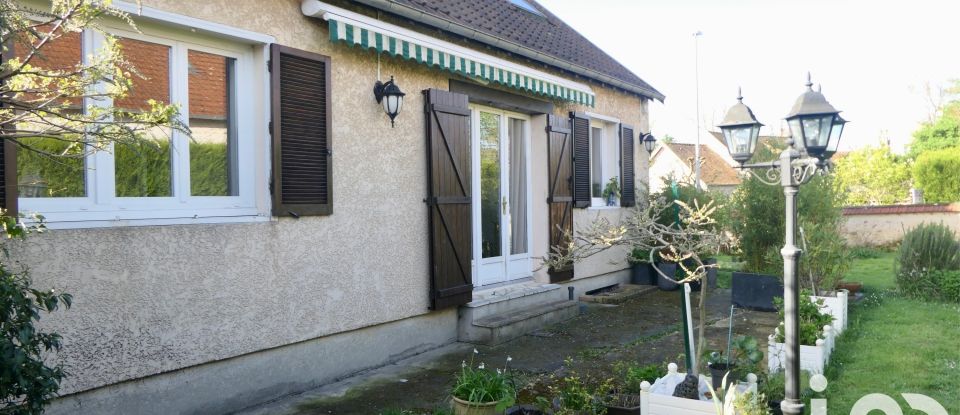 Traditional house 6 rooms of 137 m² in Bonnières-sur-Seine (78270)