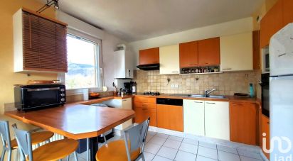 Apartment 5 rooms of 116 m² in Claix (38640)