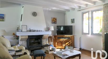 Traditional house 7 rooms of 160 m² in Saint-André-de-l'Eure (27220)