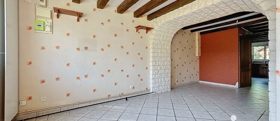 Traditional house 5 rooms of 106 m² in Les Petites-Loges (51400)