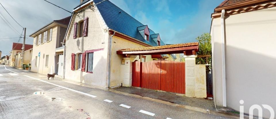 House 4 rooms of 144 m² in Lembeye (64350)