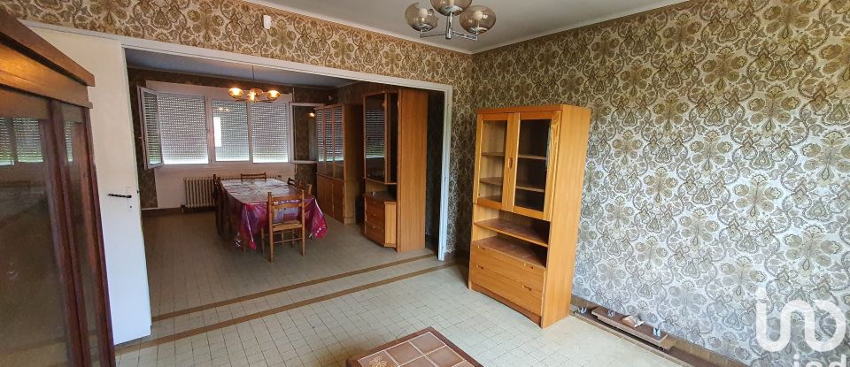 Village house 5 rooms of 120 m² in Potangis (51260)