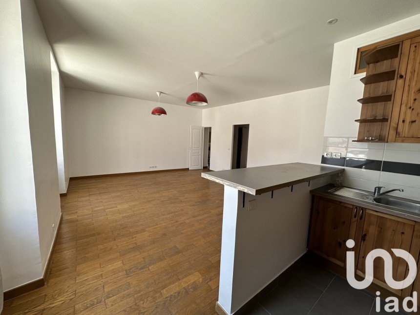 Apartment 2 rooms of 58 m² in Saint-Denis (93200)