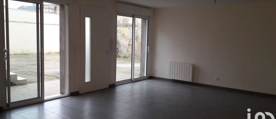 Apartment 2 rooms of 76 m² in DOUÉ EN ANJOU (49700)